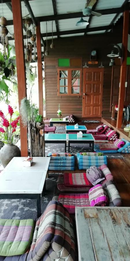 Baan Ing Suan Hotel Amphawa Ngoại thất bức ảnh