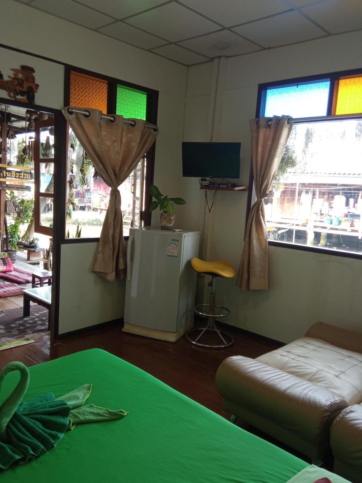 Baan Ing Suan Hotel Amphawa Phòng bức ảnh